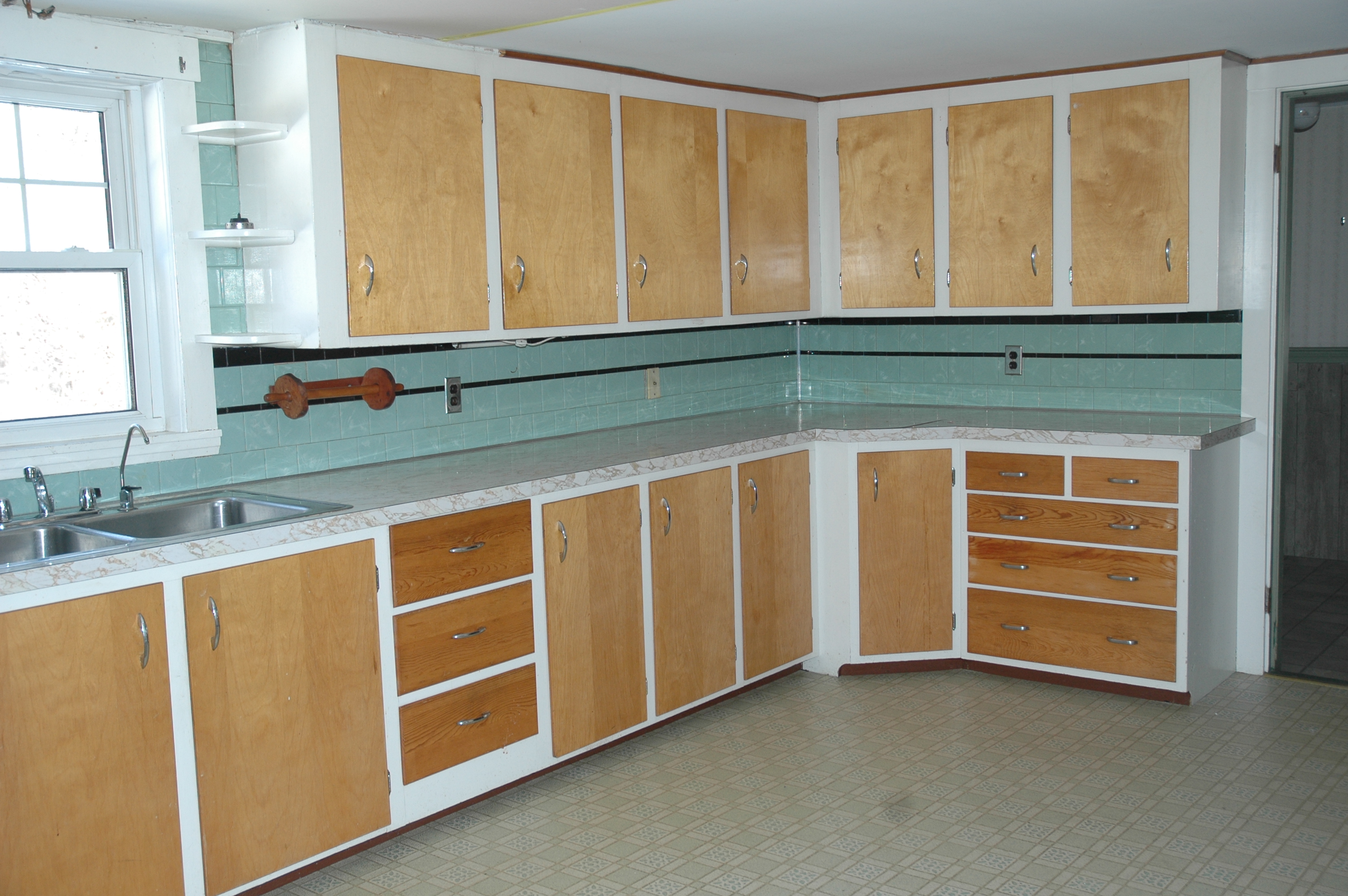 607 Leighton Road, Augusta, ME 04330