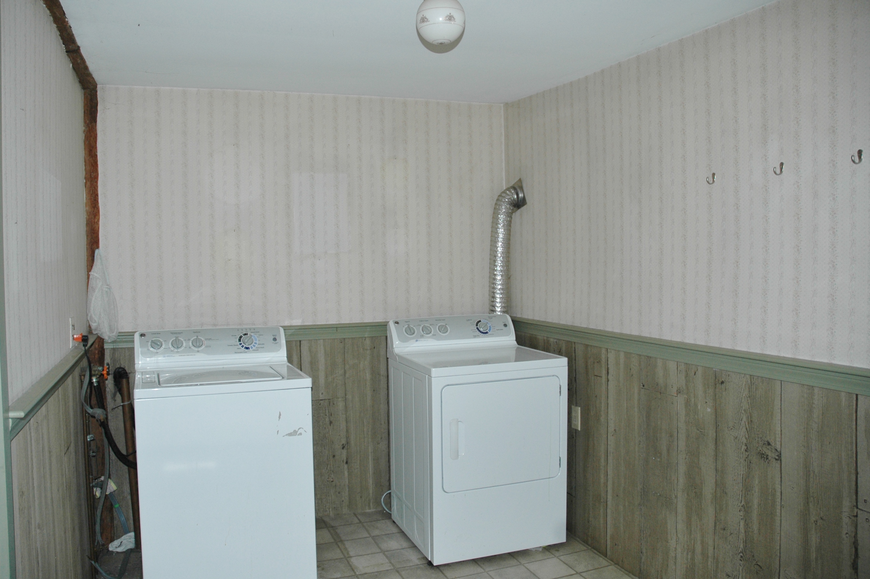 607 Leighton Road, Augusta, ME 04330