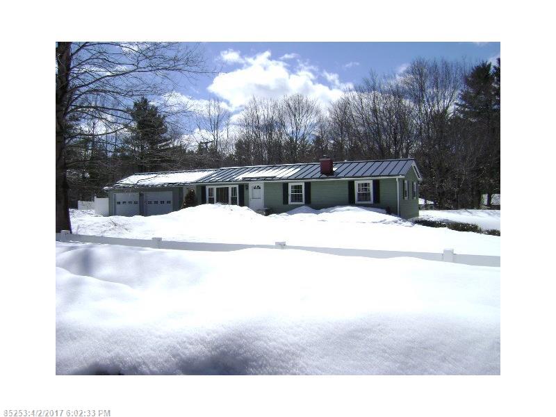 8 Parkview TER, Augusta, ME 04330