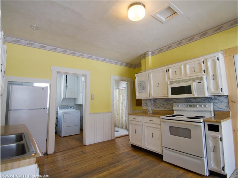 15 Elm ST, Augusta, ME 04330