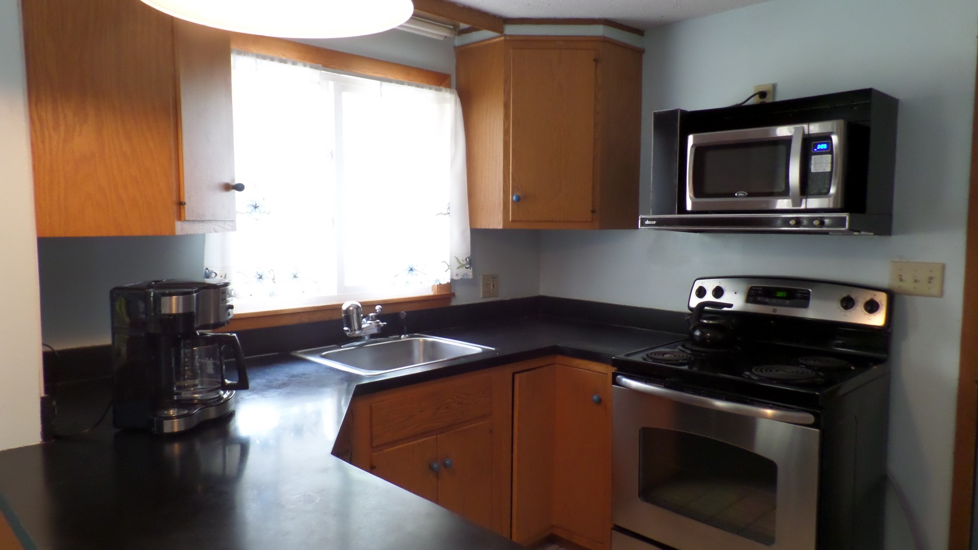 5 Westwood Road, Augusta, ME 04330