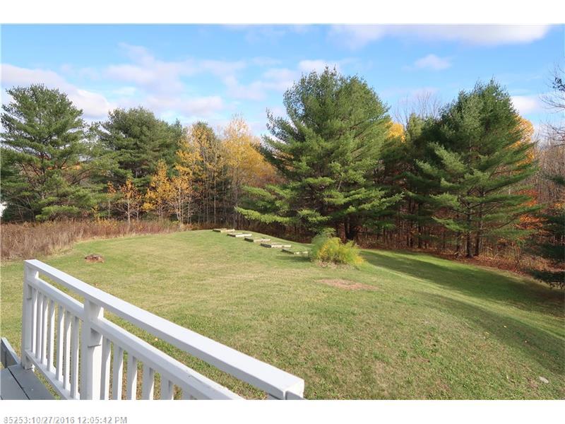 47 Leavitt RD, Augusta, ME 04330