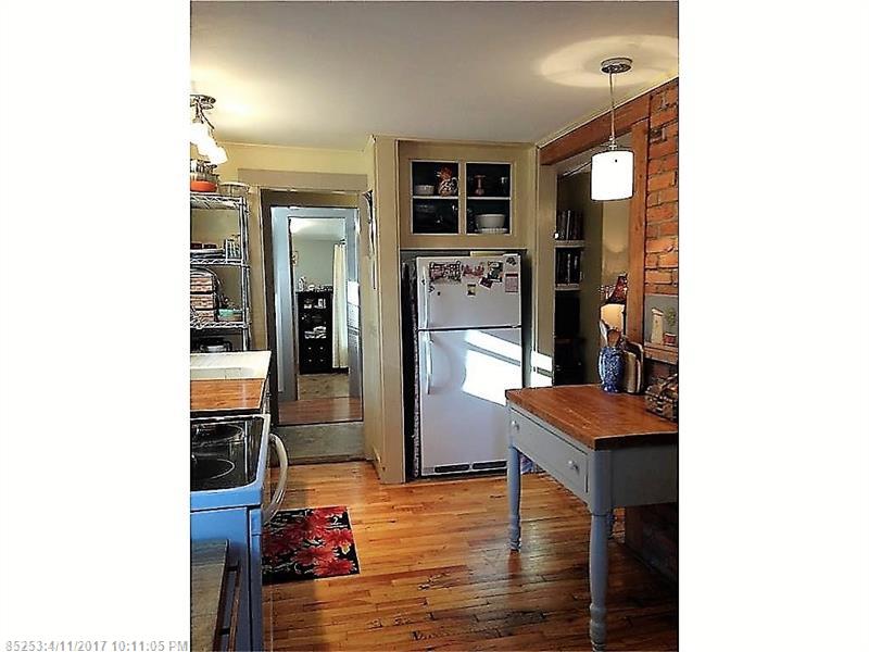 11 Plummer CT, Gardiner, ME 04345
