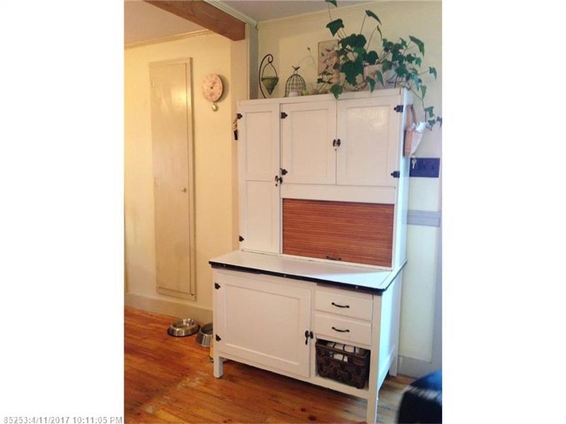11 Plummer CT, Gardiner, ME 04345