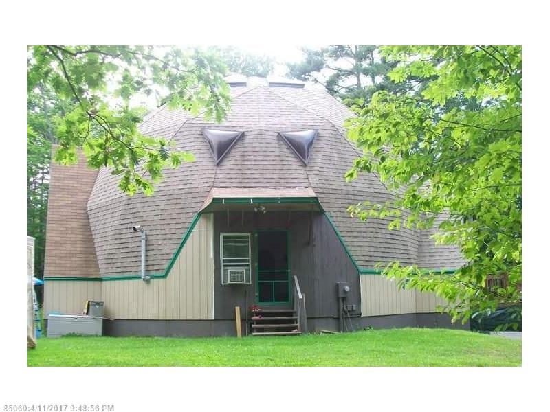 81 Hanley RD, Pittston, ME 04345