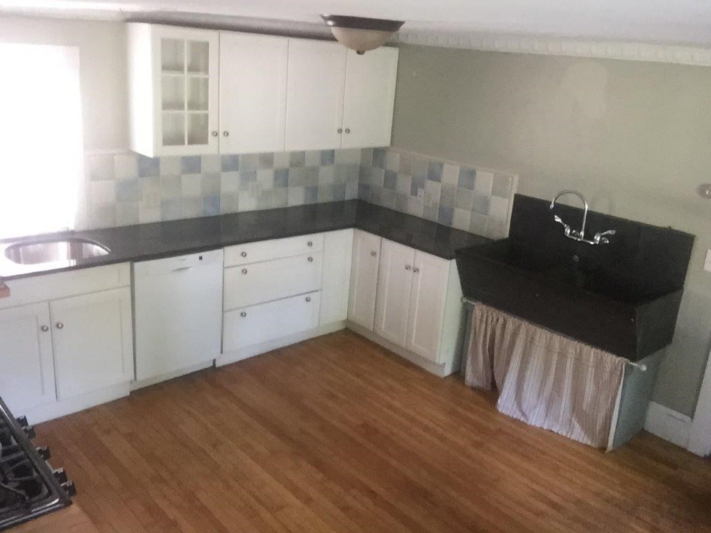 23 Lincoln Ave, Gardiner, ME 04345