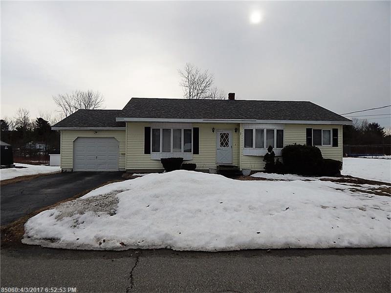 20 Stevens AVE, Randolph, ME 04346