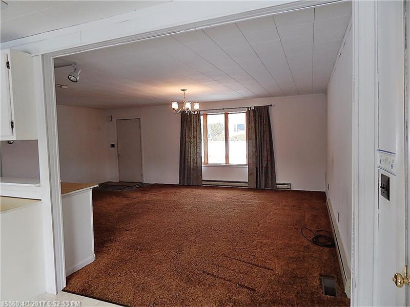 20 Stevens AVE, Randolph, ME 04346