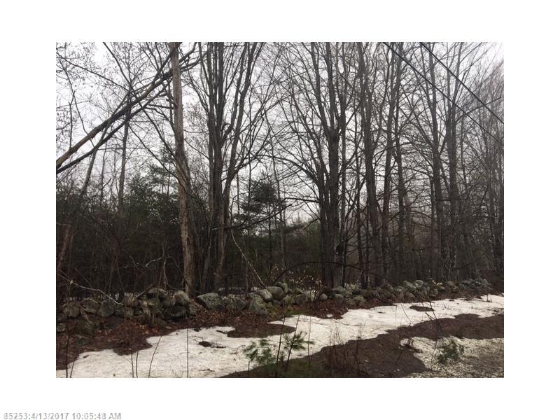 1136 North RD, Mount Vernon, ME 04352
