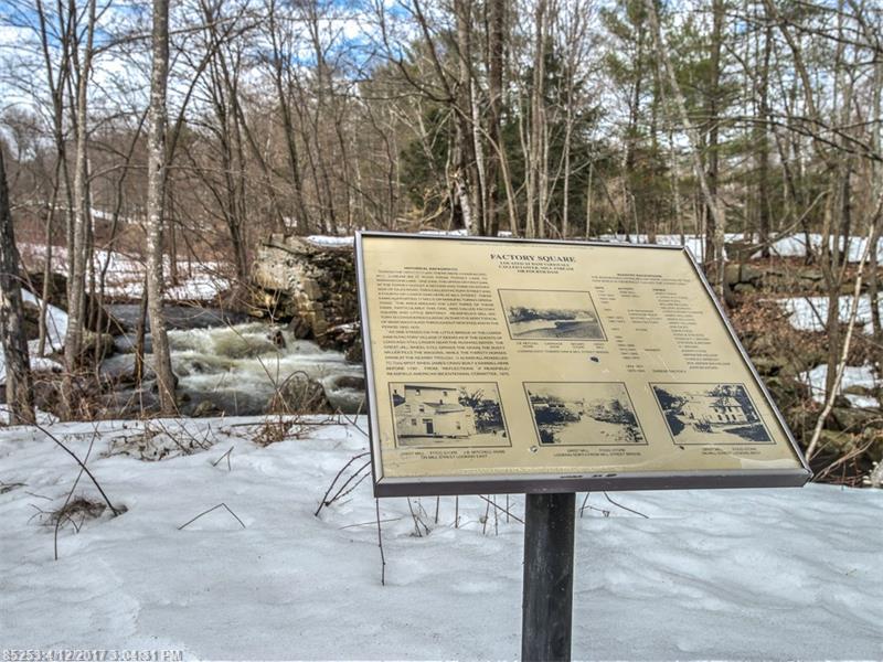 20 Mill Stream RD, Readfield, ME 04355