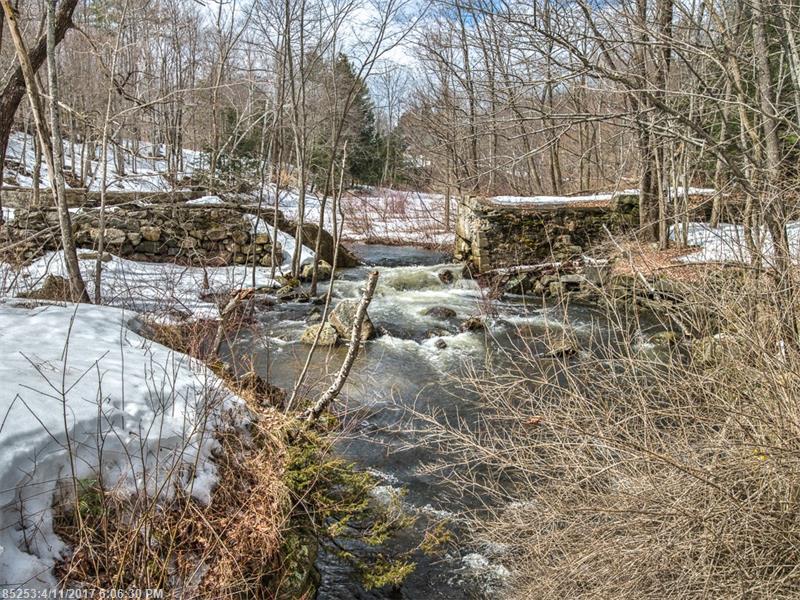 20 Mill Stream RD, Readfield, ME 04355