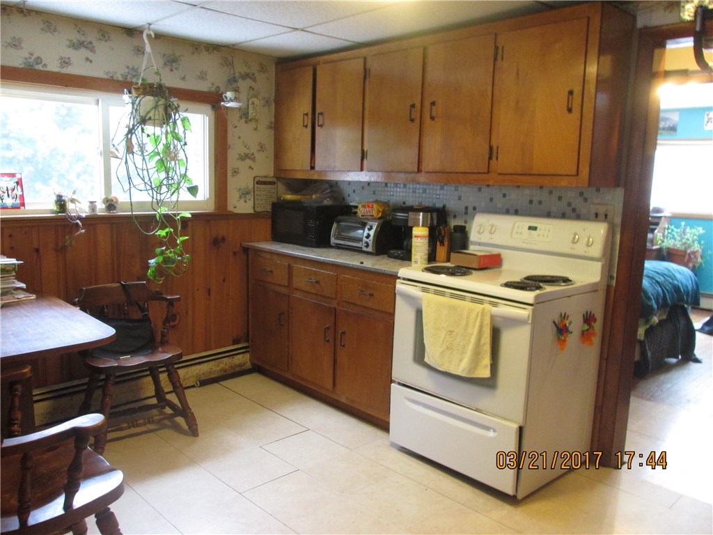 20 Beech Street, Richmond, ME 04357