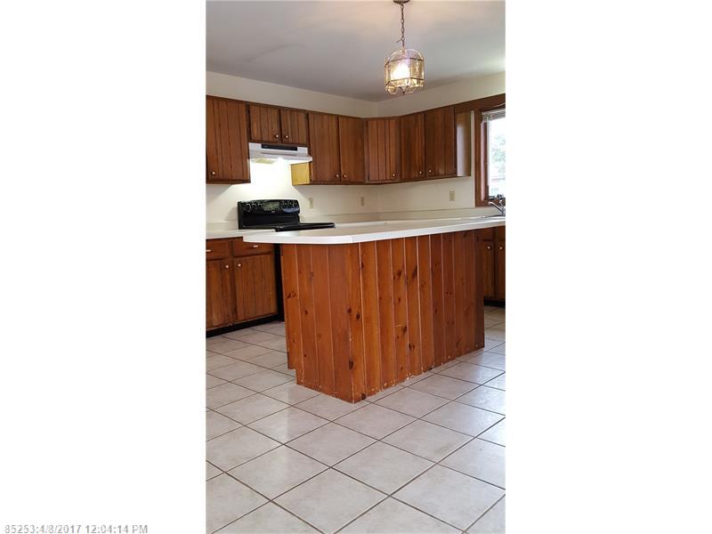 158 Pleasant ST, Richmond, ME 04357