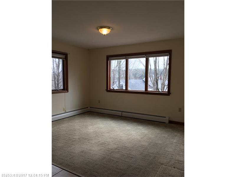 158 Pleasant ST, Richmond, ME 04357