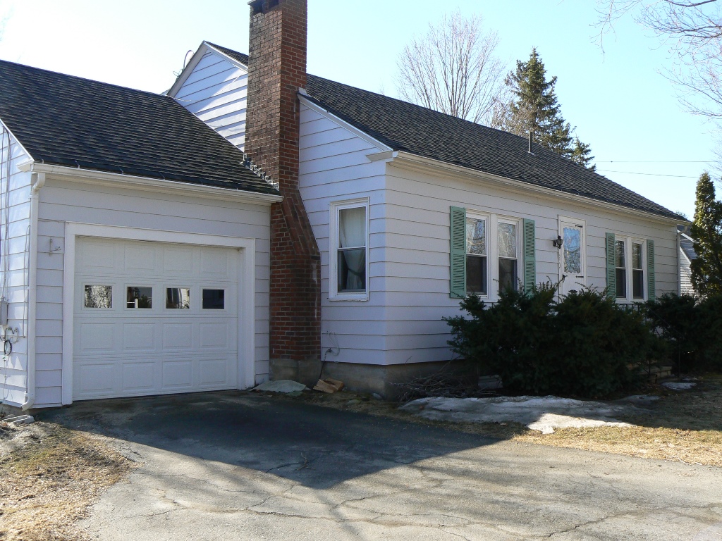 20 Neck Road, China Village, ME 04358