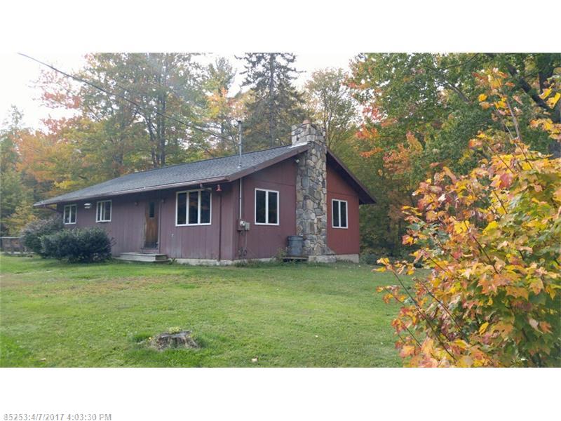 77 Cumner RD, Vienna, ME 04360