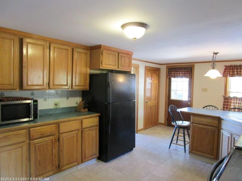 71 Metcalf RD, Winthrop, ME 04364