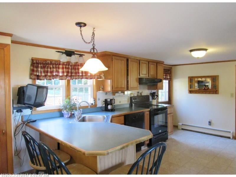 71 Metcalf RD, Winthrop, ME 04364