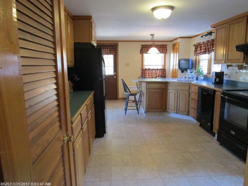 71 Metcalf RD, Winthrop, ME 04364