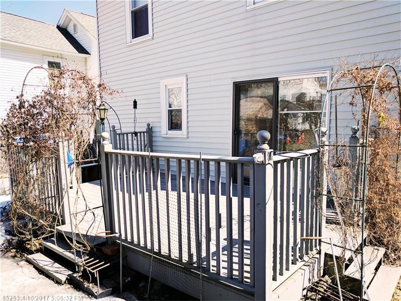 17 Sanford ST, Bangor, ME 04401