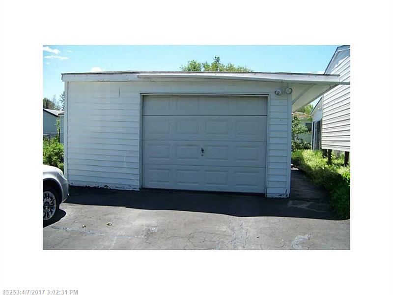 16 Shepherd DR, Bangor, ME 04401