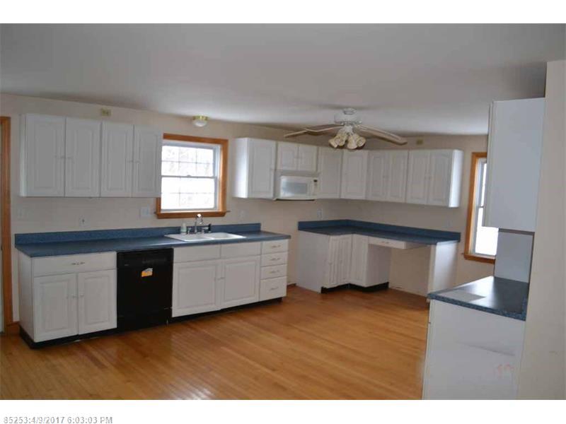 1007 Norway RD, Glenburn, ME 04401
