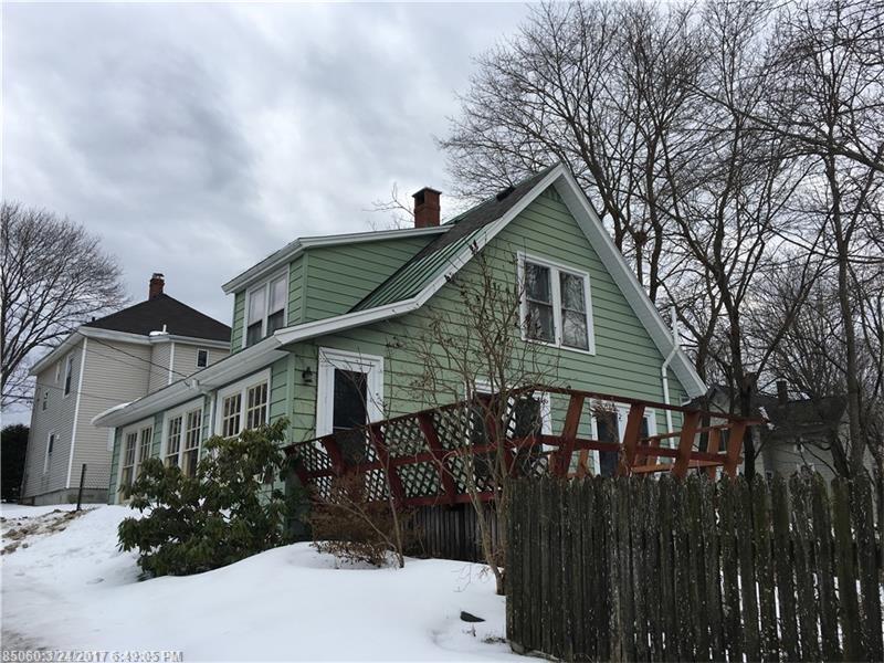 8 Whitney ST, Bangor, ME 04401