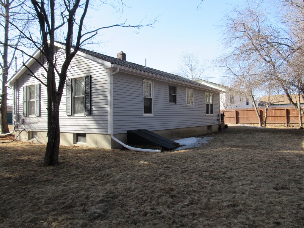 41 Drew Lane, Bangor, ME 04401