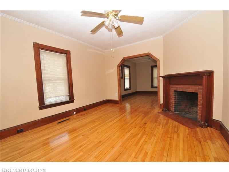 28 Garland ST, Bangor, ME 04401