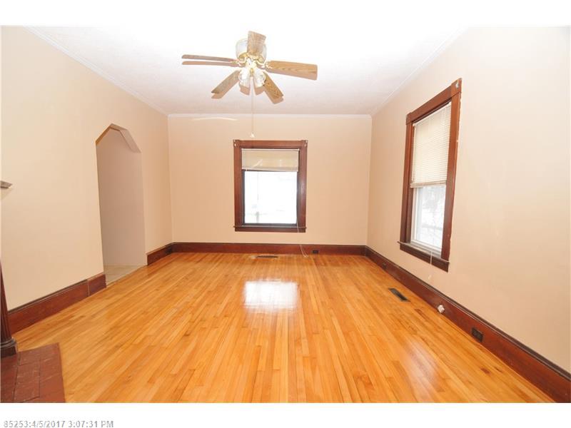 28 Garland ST, Bangor, ME 04401