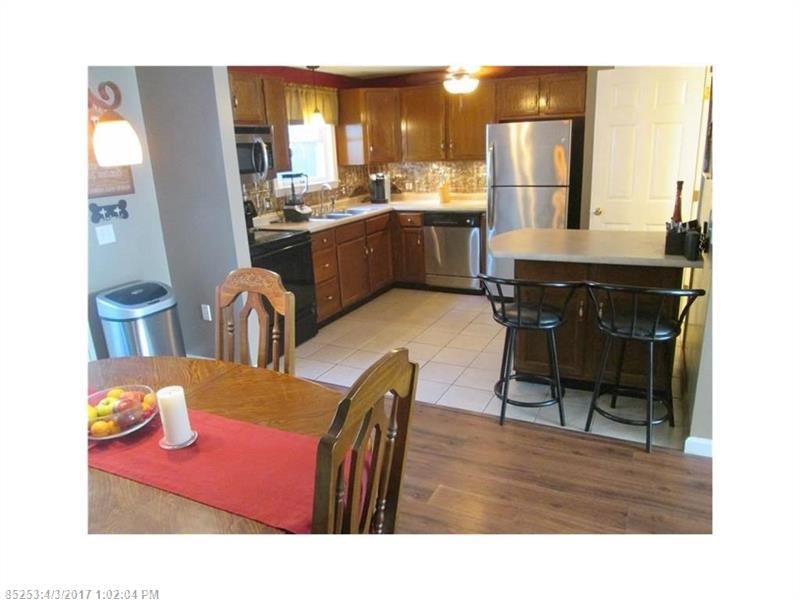 49 Baldwin DR 49, Bangor, ME 04401