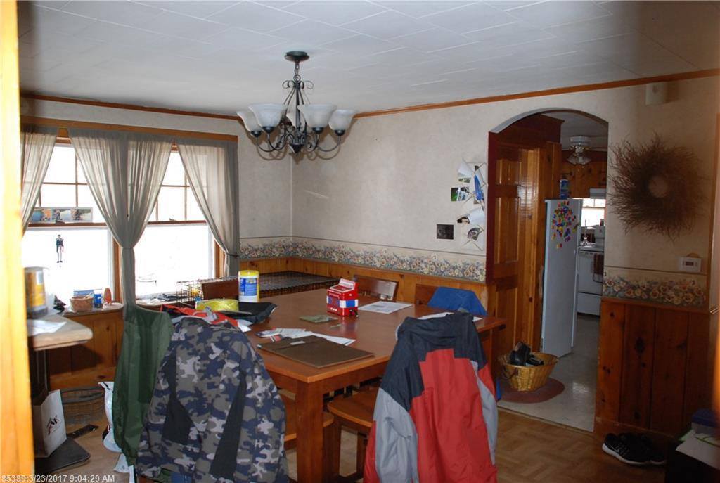 549 Hudson Rd, Glenburn, ME 04401