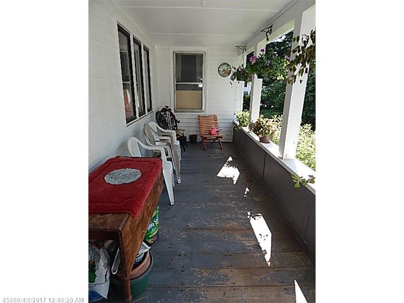 52 Kenduskeag AVE, Bangor, ME 04401