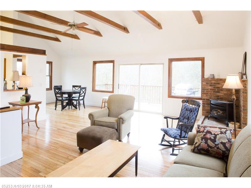664 KENDUSKEAG AVE, Bangor, ME 04401