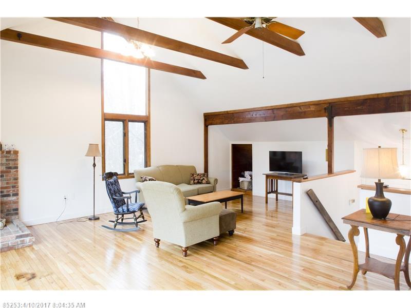 664 KENDUSKEAG AVE, Bangor, ME 04401