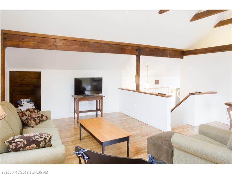 664 KENDUSKEAG AVE, Bangor, ME 04401