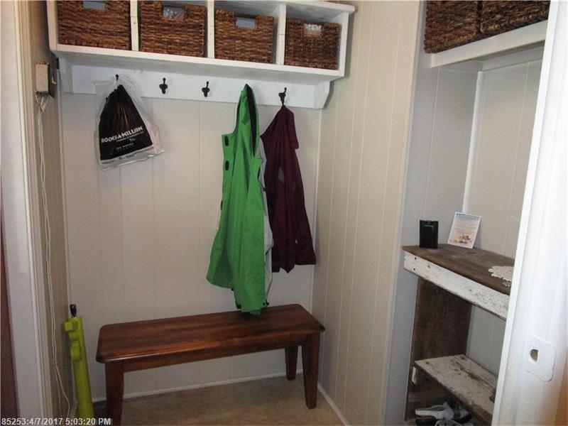 5 Hope's PL, Bradley, ME 04411
