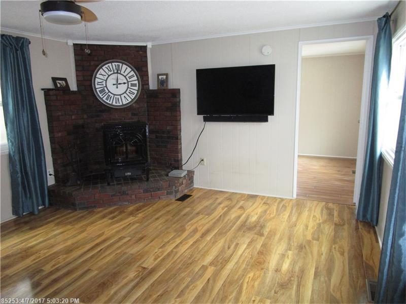 5 Hope's PL, Bradley, ME 04411