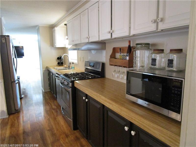 5 Hope's PL, Bradley, ME 04411