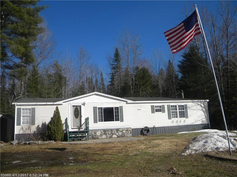 215 Boynton ST, Bradley, ME 04411