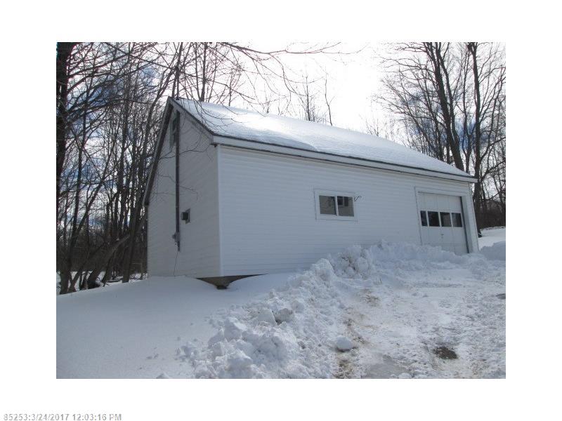 31 Tibbetts ST, Brewer, ME 04412
