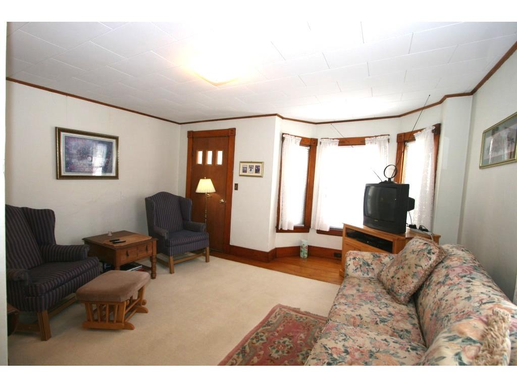 42 Maple Street, Brewer, ME 04412