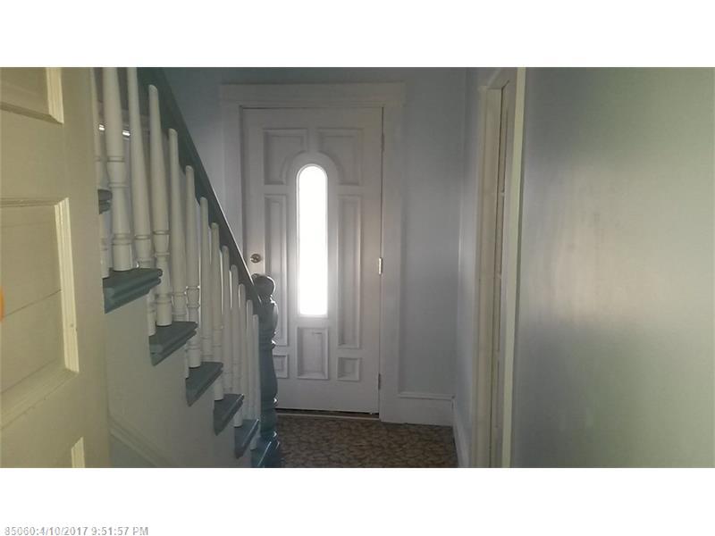 943 N Main ST, Brewer, ME 04412