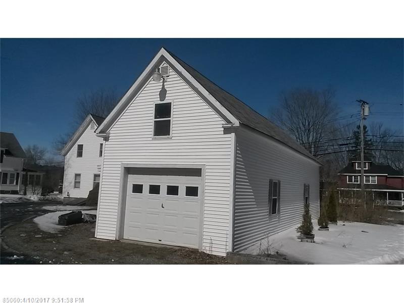 943 N Main ST, Brewer, ME 04412