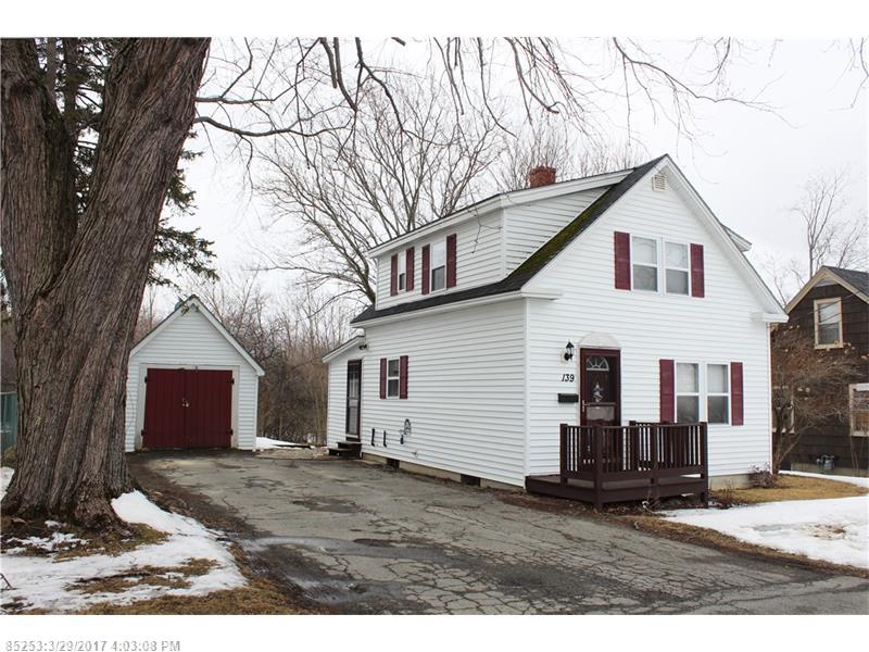 139 Chamberlain ST, Brewer, ME 04412