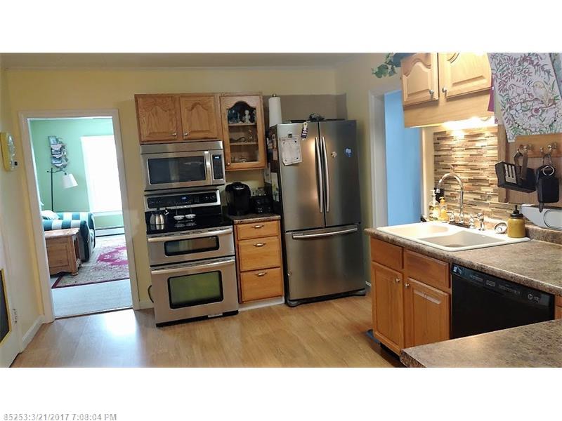 146 PARKWAY N, Brewer, ME 04412