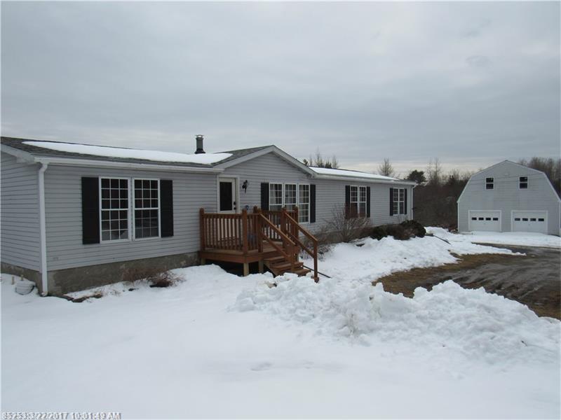 521 Millvale RD, Bucksport, ME 04416