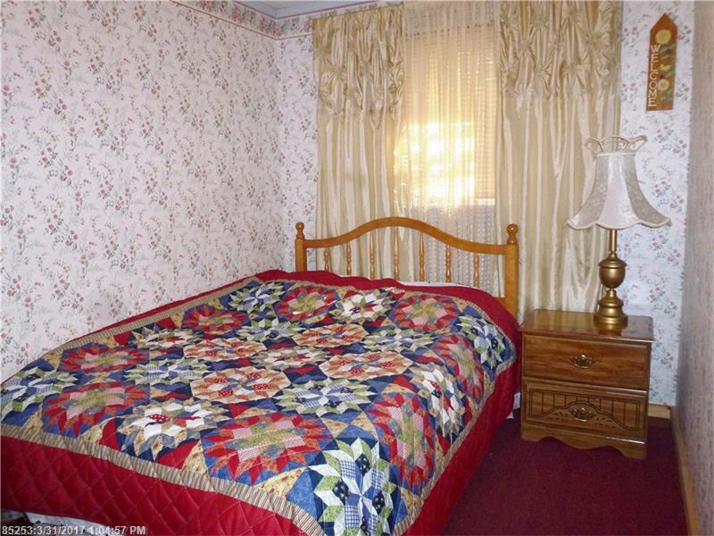 187 Boulder RD, Danforth, ME 04424