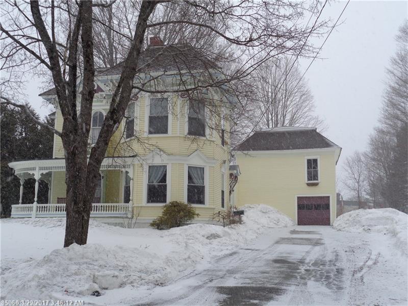 69 Pleasant ST, Dover Foxcroft, ME 04426