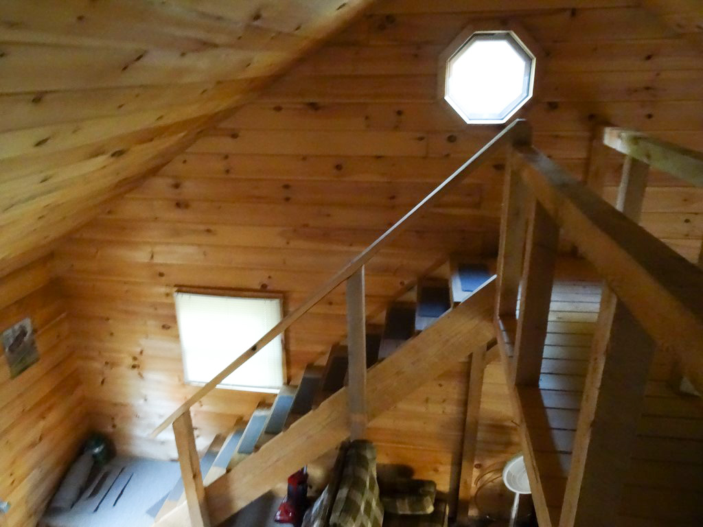 121 Diamond Lane, Corinth, ME 04427
